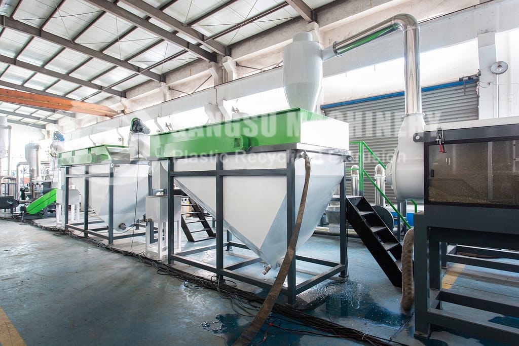 PET Plastic recycling machinery (485)