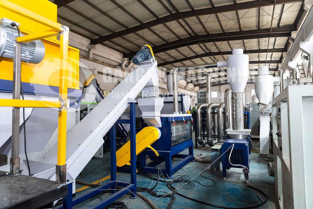 Modern washing line features