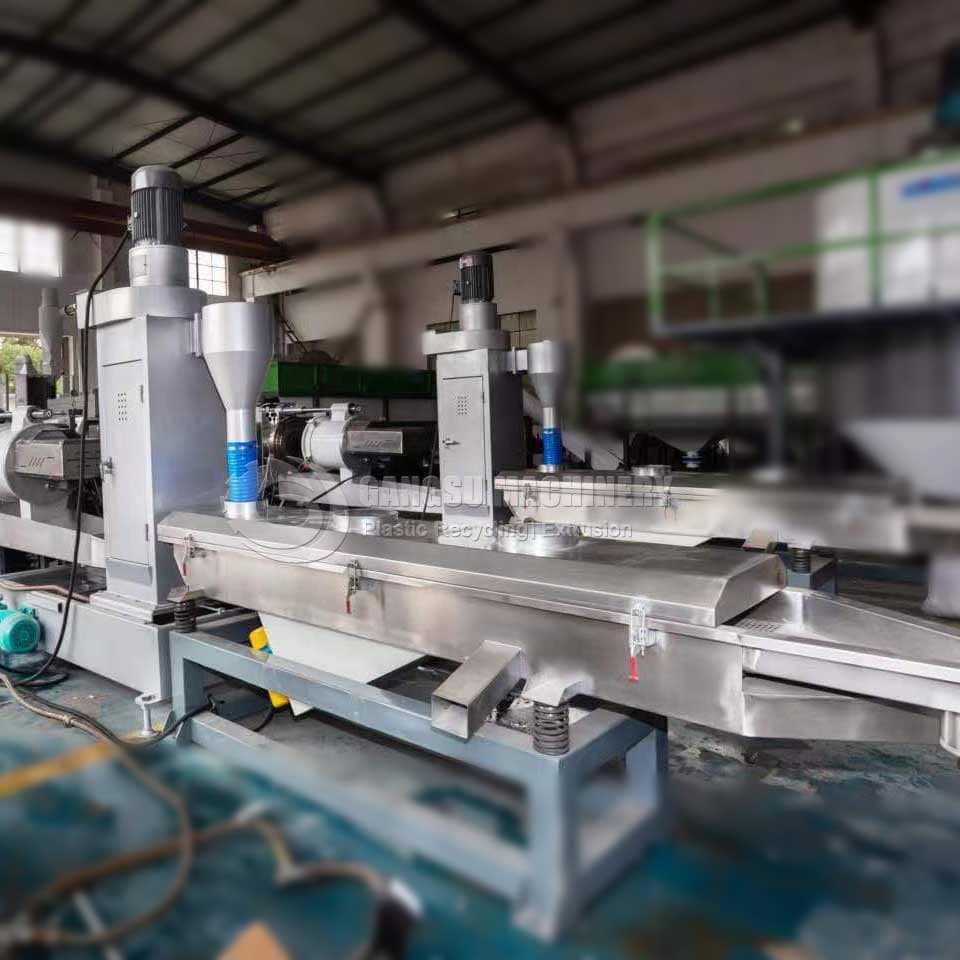 Dehydrators & Vibrating Screens for plastic pelletizing line